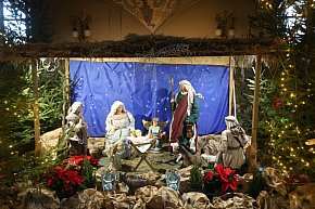 Szopki bożonarodzeniowe zdobią Legnickie kościoły-23635