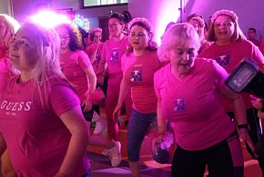Różowa Zumba w Collegium Witelona - 115863