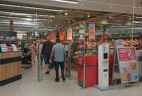 Pracownicy popularnej sieci mają dość. W południe zatrzymają pracę-119170