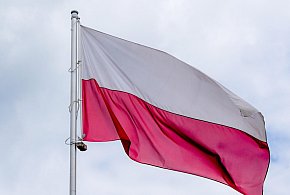 Godło i flaga mogą wyglądać inaczej. Ruszyły prace nad symbolami państwowymi-120017
