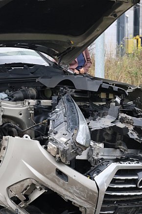 Zderzenie opla z audi w Legnicy-23009