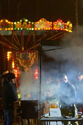 Pierwszy nocny jarmark w Bartoszowie-23624