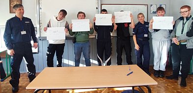 Rozmawiali o tym, że za każdy czyn trzeba wziąć odpowiedzialność.-116702