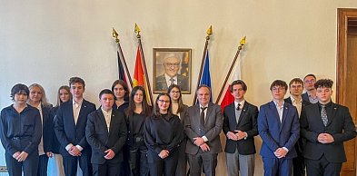 Młodzieżowa Rada Miejska odwiedziła Konsulat Niemiec we Wrocławiu