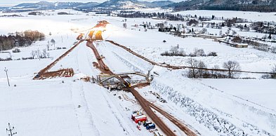 Budowa czeskiej autostrady D11 w kierunku Lubawki nabiera tempa