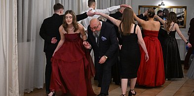 Na jeden wieczór zapomnieli o szkolnej codzienności