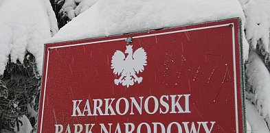 W Karkonoszach zimowe warunki, w wyższych partiach zagrożenie lawinami