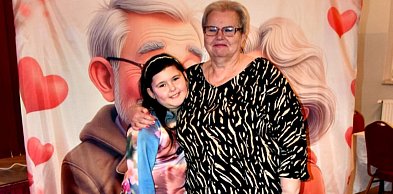 Rodzinne świętowanie Dnia Babci i Dziadka w Rosochatej