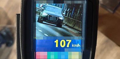 Przycisnął gaz do dechy w mieście. Trzy miesiące pochodzi pieszo