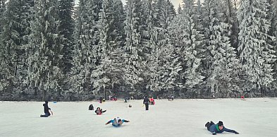 Bezpieczna zima tematem konkursu dla dzieci i młodziezy