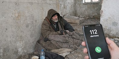 Policja apeluje! Nie bądź obojętny wobec bezdomnych