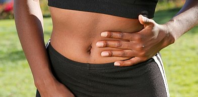 „Prawidłowe enzymy”, a jednak ryzyko: kiedy pomiar ma sens