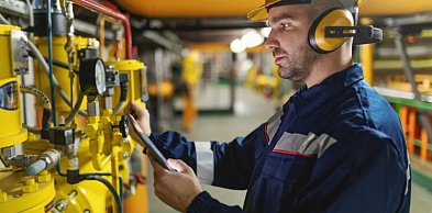 Kaloryfery mogą słabiej grzać przez najbliższe dni