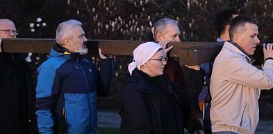 Ekstremalna Droga Krzyżowa wyruszy do Legnicy i Jawora