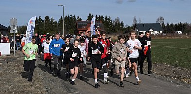 Pierwszy Kunicki Bieg „Tropem Wilczym” zgromadził 150 osób