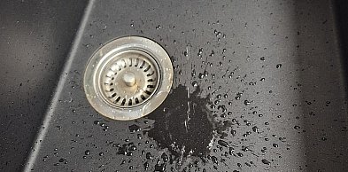 Wodociągi przygotowują naprawę na Senatorskiej