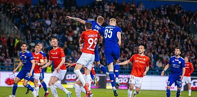 Gorzkie pożegnanie z punktami pod Wawelem. Miedź wypuściła zwycięstwo