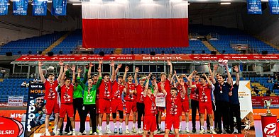 Siódemka Legnica bezkonkurencyjna w regionie i doceniona przez ministerstwo