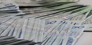 Uwierzył w inwestycję reklamowaną w sieci i stracił ponad 300 tys. zł