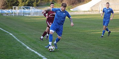 Piłkarskie niższe ligi: wyniki sobotnich spotkań