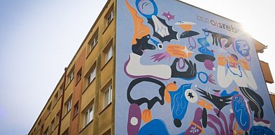 Nowy mural promuje Legnicki Festiwal SREBRO