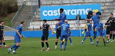 Piłkarskie niższe ligi: wyniki sobotnich spotkań