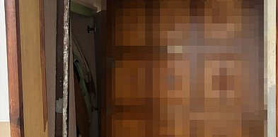 Ukrywał się w mieszkaniu, policja weszła siłowo i go zatrzymała