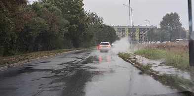 Mieszkańcy alarmują, miasto remontuje Nowodworską bez drogi dla rowerów