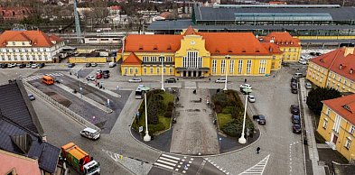 Nowa organizacja ruchu przy dworcu. Autobusy zmienią przystanki