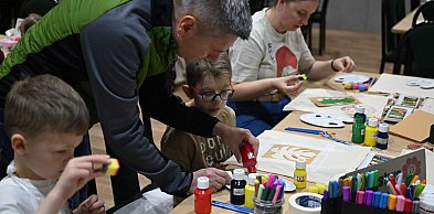 Ciuchcie z drewna i moda z XIX wieku, czyli  „EKOnastawieni”