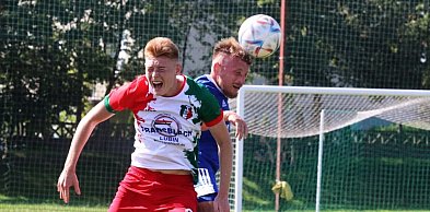 Piłkarskie niższe ligi: wyniki środowych spotkań