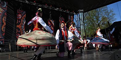 Kyczera i „Legnica” na scenie. Drugi dzień majówki pod znakiem folkloru