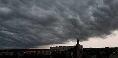 Pogoda może się gwałtownie zmienić. Ostrzeżenie dla Legnicy