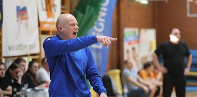 Rafał Niesobski nadal poprowadzi koszykarzy z Legnicy