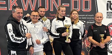 Worek medali i wielkie sukcesy. Zawodnicy taekwon-do podbili turniej