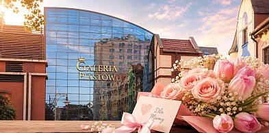 Galeria Piastów rozda 250 kart podarunkowych na Dzień Mamy