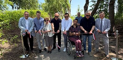Ścieżka wokół Jeziora Kunickiego gotowa. Teraz bezpieczniej także po zmroku