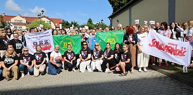 Strajk w legnickim ZUS. Blisko 250 pracowników odeszło od biurek