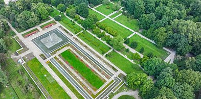 Spacerowicze zobaczą nowe alejki przy Ogrodach Francuskim i Różanym