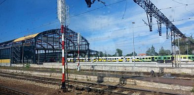 Kolejowy korytarz z Bałtyku do Czech ma zahaczyć o Legnicę