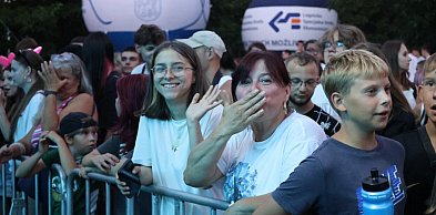Mocne bity, światła i ogień na finał. Taki był pierwszy dzień Dni Legnicy