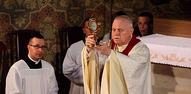 Dziesiątki tysięcy pielgrzymów i fenomen trwającej wiary
