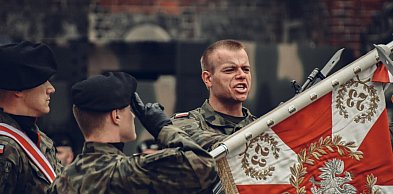 To był ważny dzień dla żołnierzy. Ślubowali w sercu Chojnowa