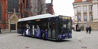Dwa nowe autobusy elektryczne już wyjechały na trasy-117752