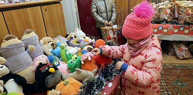 Pierwsze paczki już u dzieci. W TPD trwa świąteczny maraton obdarowywania-119001