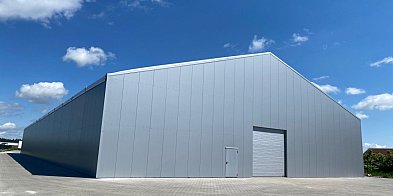 Kupno czy wynajem? Kiedy warto postawić na zakup hali namiotowej?-118812