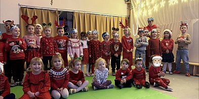 Mikołajkowa magia w Przedszkolandii Bambino. Dzieci odwiedził św. Mikołaj-118926