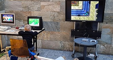 Szał retro w Galerii Piastów. Konsole, winyle i kultowe gry wracają-117434