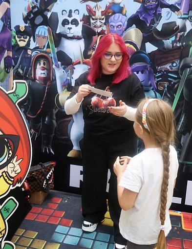 Robloxmania w Galerii Piastów!  Miss Aga oblegana przez tlumy-115830