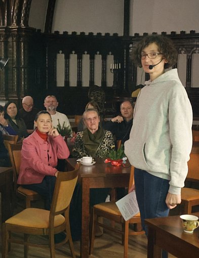 Spotkanie autorskie z Anną Podczaszy i promocja tomiku „Tu” w Legnicy-118911